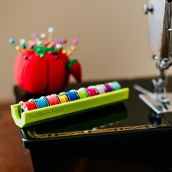 Bobbin Boat Size M