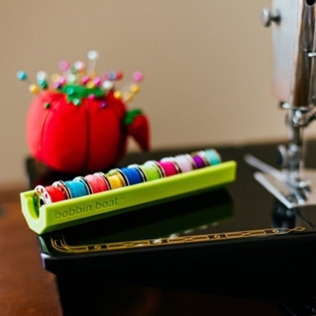 Bobbin Boat Size  M